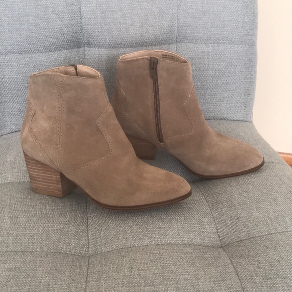 Aldo beige boots - Picture 1 of 4
